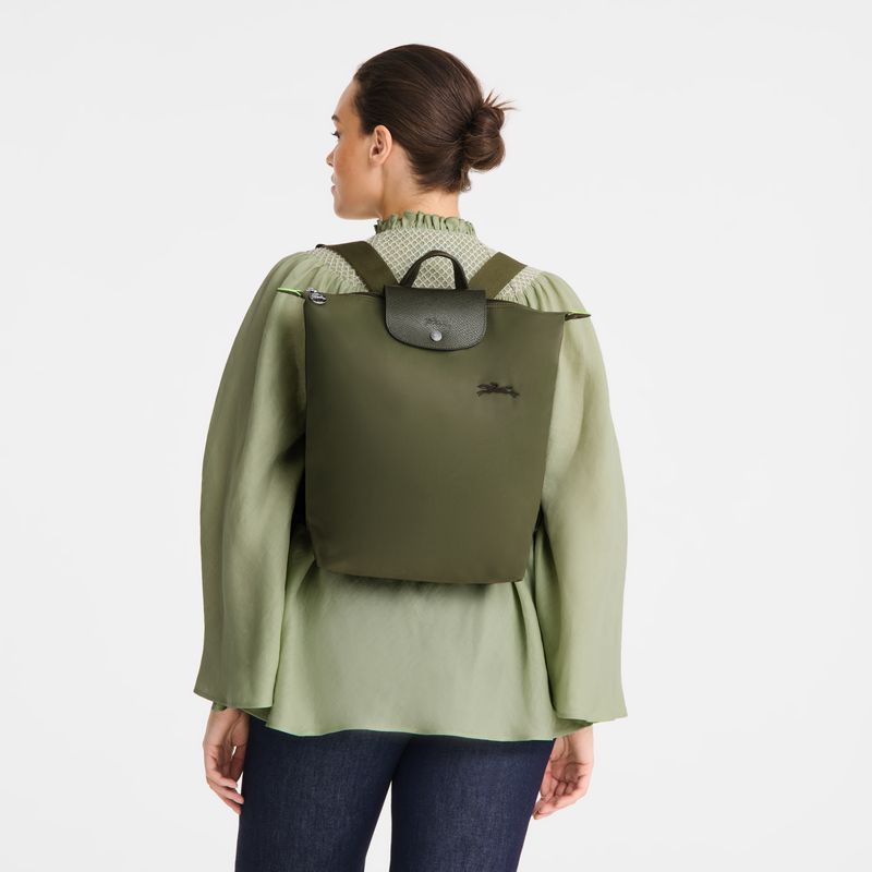 Men Longchamp Le Pliage Green M Backpack Dark Olive | Ireland-801DOFMNH